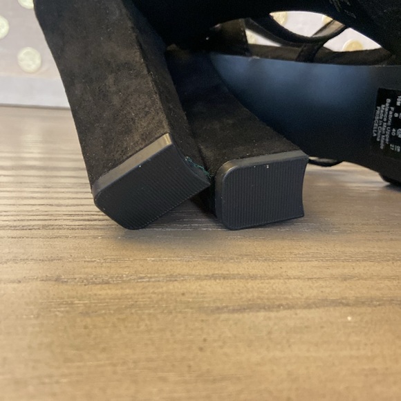 💜Fergalicous Black Suede Platform High Heels Strap Sandals size 10 Nwot - Picture 12 of 12